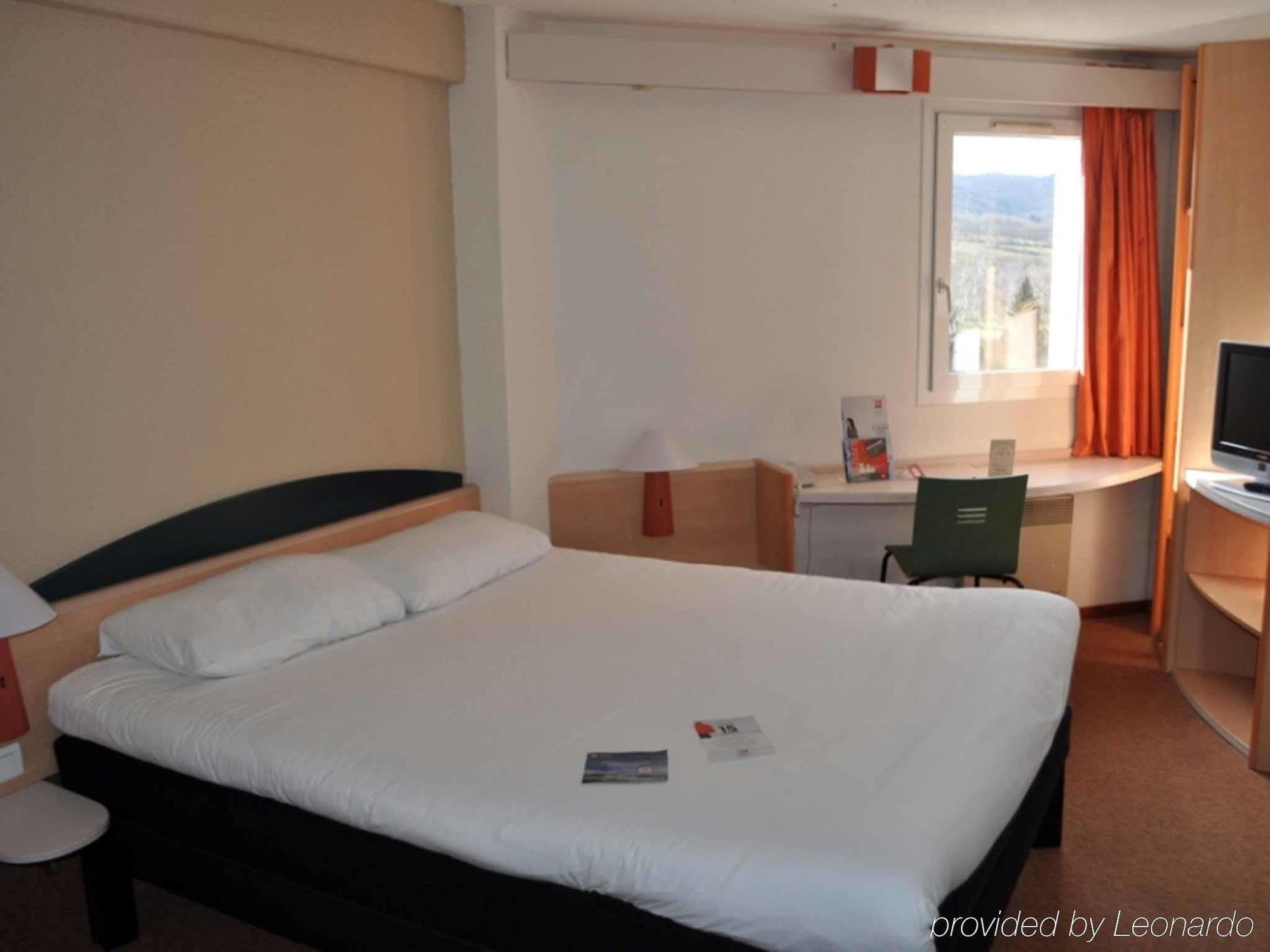 Hotel Ibis Autun Εξωτερικό φωτογραφία